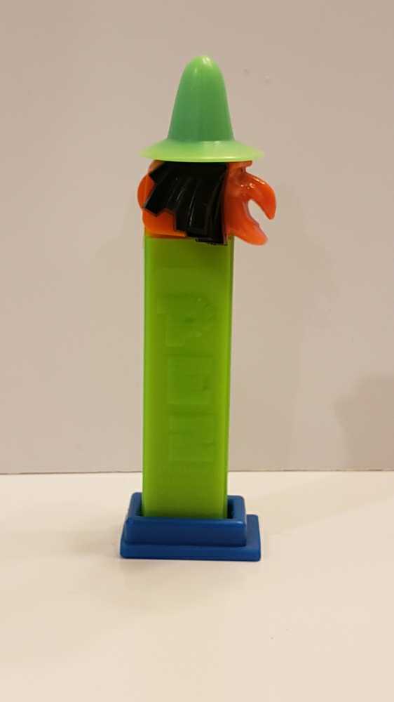 Witch C, 3 Piece - Holiday - Halloween pez collectible - Main Image 2