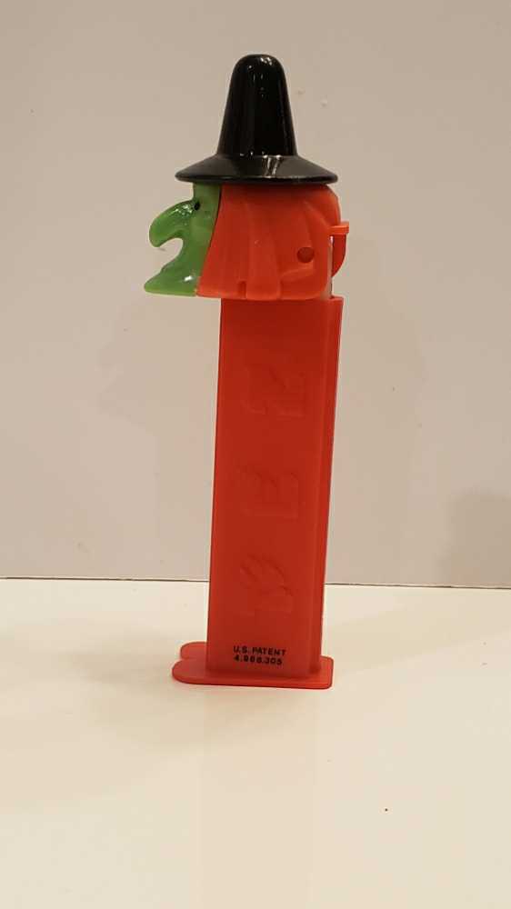 Witch D - Holiday - Halloween pez collectible - Main Image 3