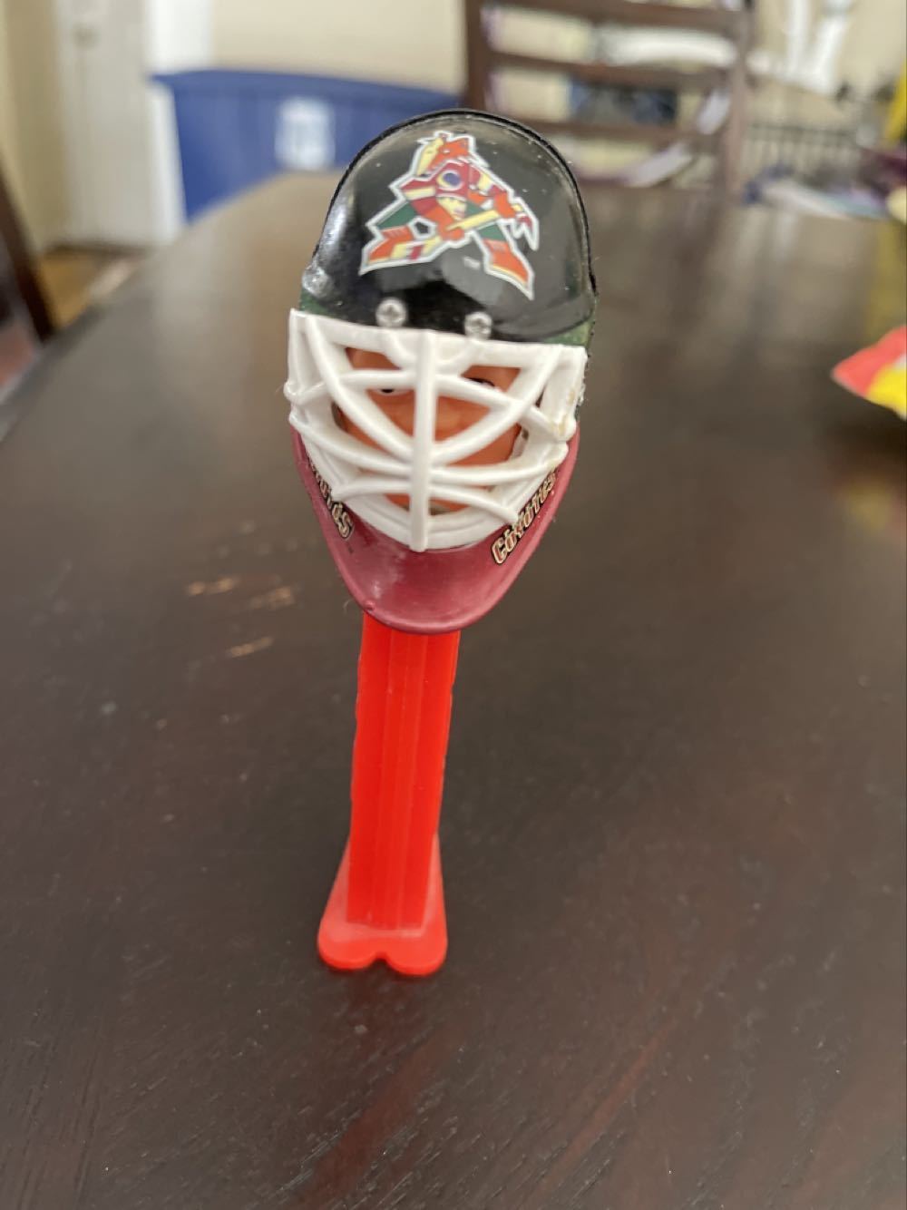 NHL - Hockey Phoenix Coyotes  pez collectible - Main Image 2