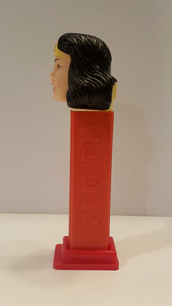Wonder Woman, Soft Head - Licensed Characters - Super Heroes & Villains, Justice League pez collectible - Main Image 2
