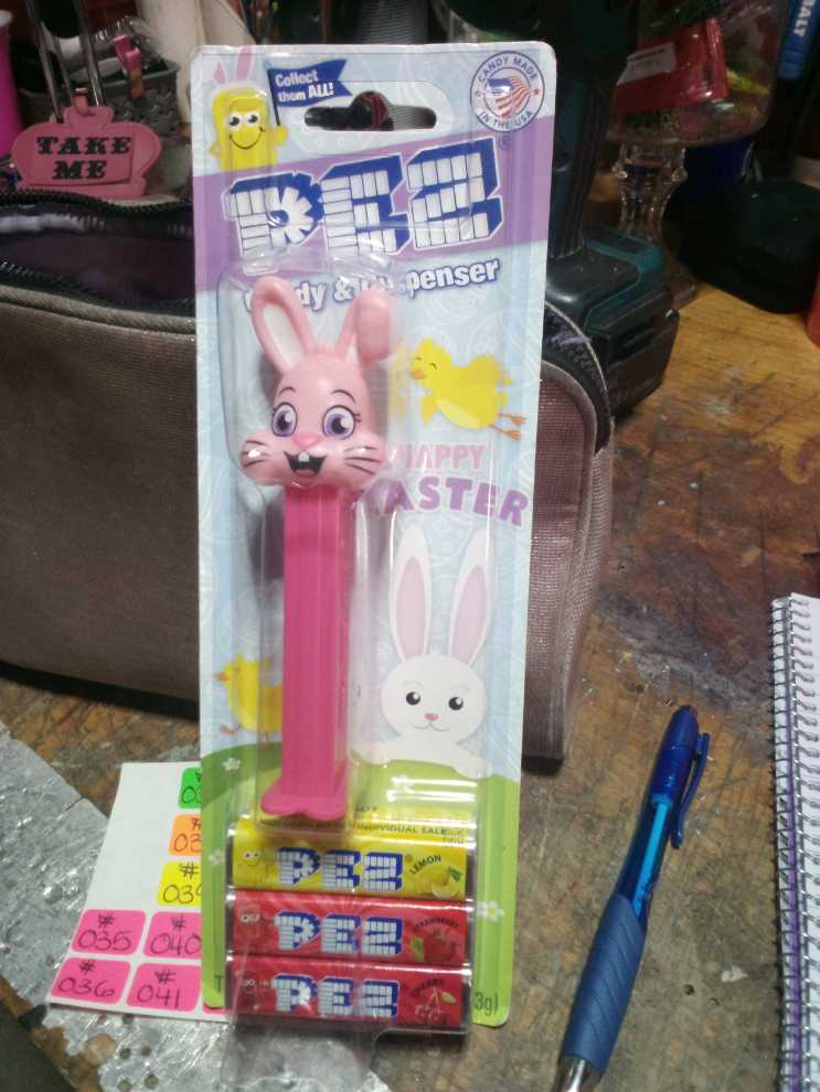 Easter - Pink Easter Bunny - Holiday: Easter pez collectible - Main Image 2