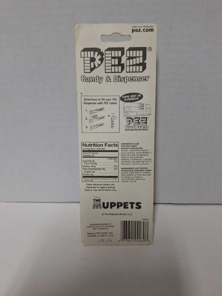 Fozzie Bear B - Muppets pez collectible [Barcode 073621092808] - Main Image 2