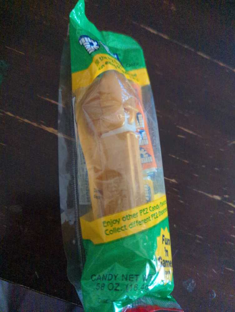 C-3PO - Disney - Star Wars pez collectible - Main Image 3