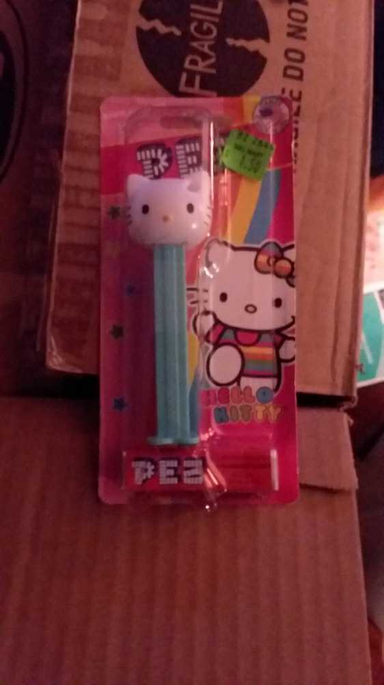 Trade-Pez Groom