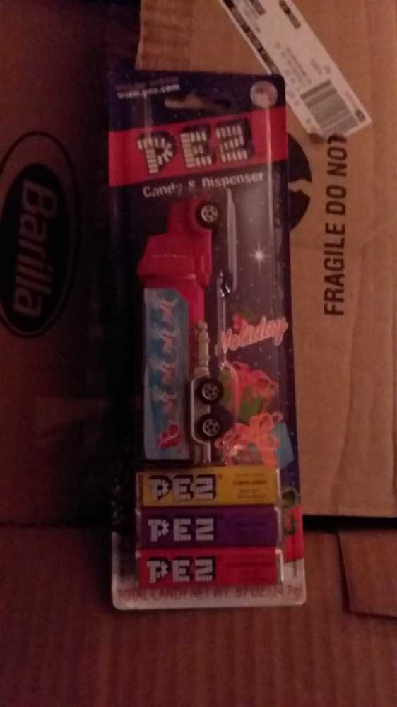 Pop Pez- Yogi — Chase