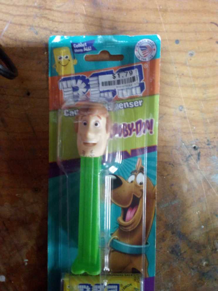 Shaggy- Scooby Doo - Scooby-Doo pez collectible [Barcode 073621090033] - Main Image 3