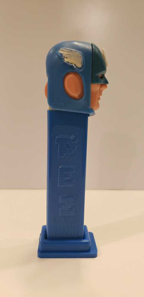 Captain America A - Licensed Characters - Super Heroes & Villains, Marvel pez collectible - Main Image 2