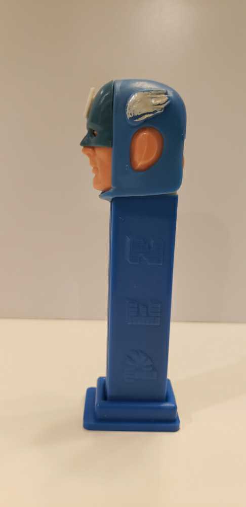 Captain America A - Licensed Characters - Super Heroes & Villains, Marvel pez collectible - Main Image 4