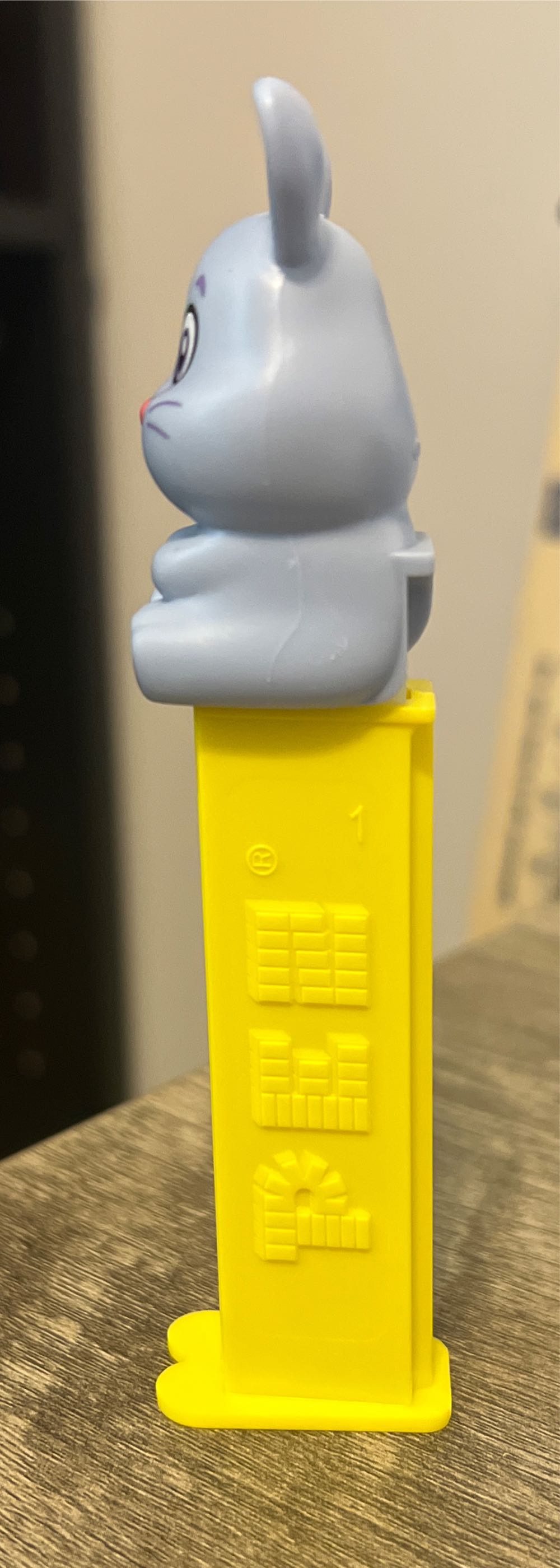 Easter Bunny G (Light Blue) - Easter pez collectible - Main Image 4