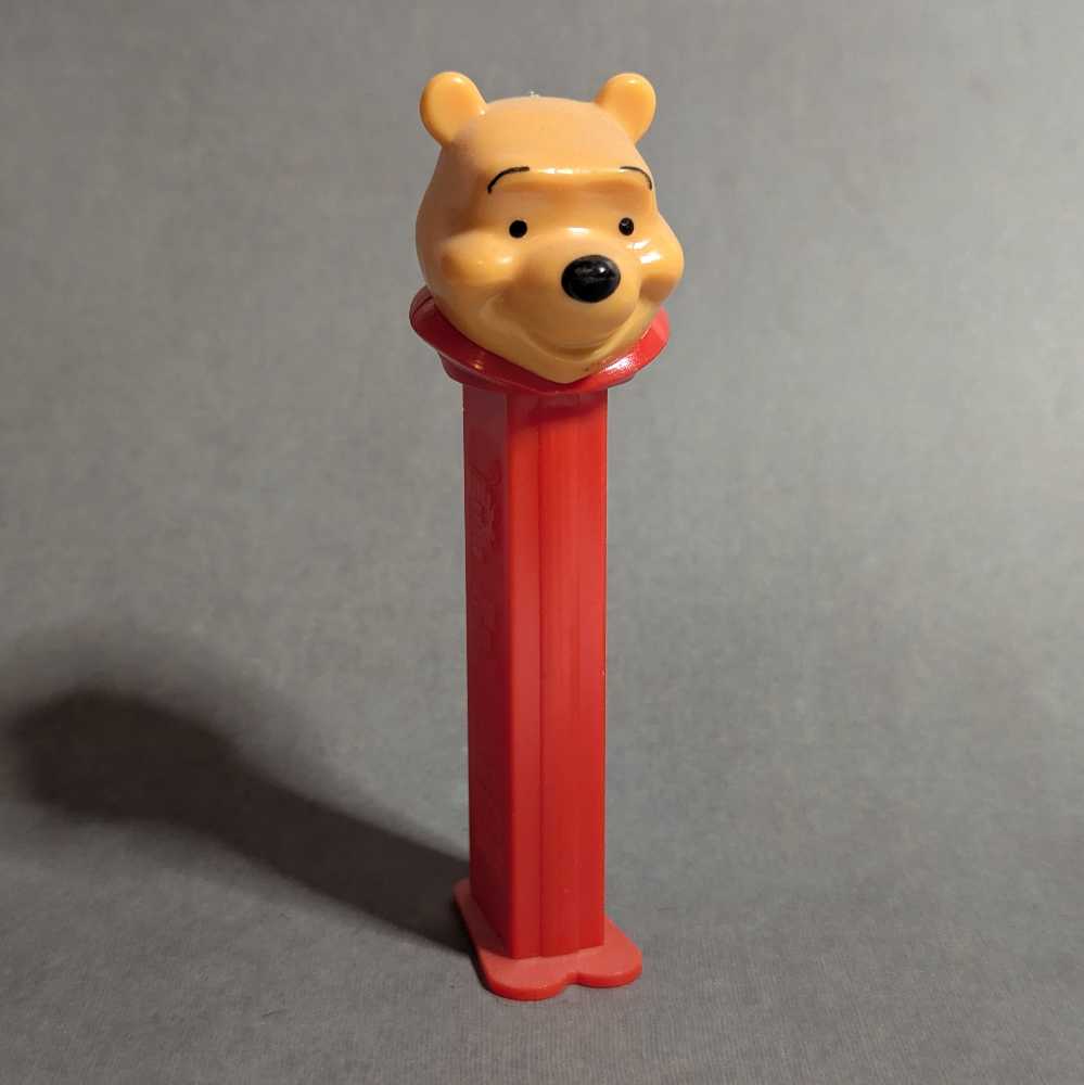 Winnie The Pooh - Winnie The Pooh pez collectible [Barcode 073621090101] - Main Image 2