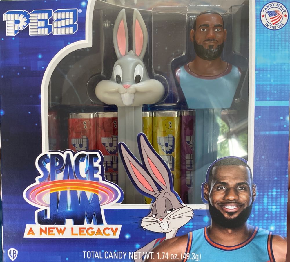 Space Jam Gift Set Bugs Bunny & Lebron James - Space Jam pez collectible [Barcode 073621012035] - Main Image 2