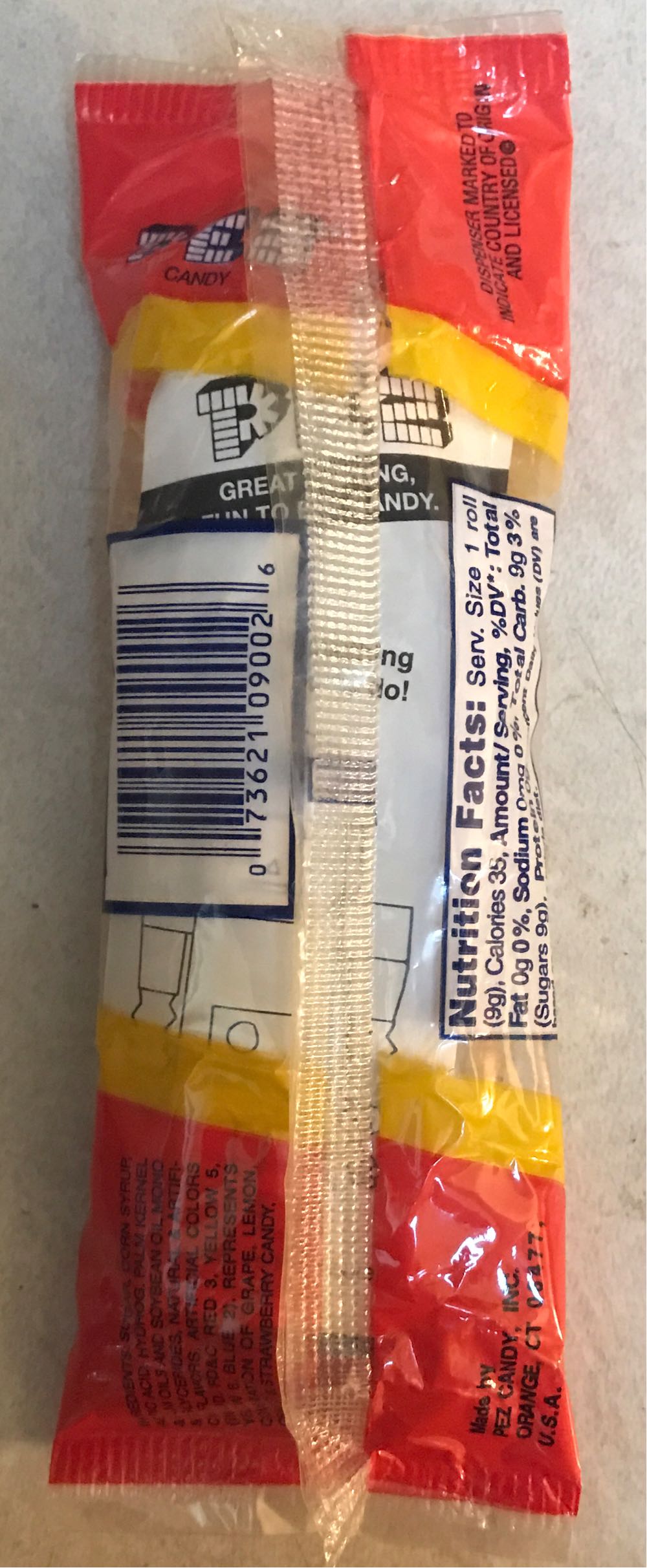 Eeyore - Disney - Winnie The Pooh pez collectible [Barcode 073621090026] - Main Image 2