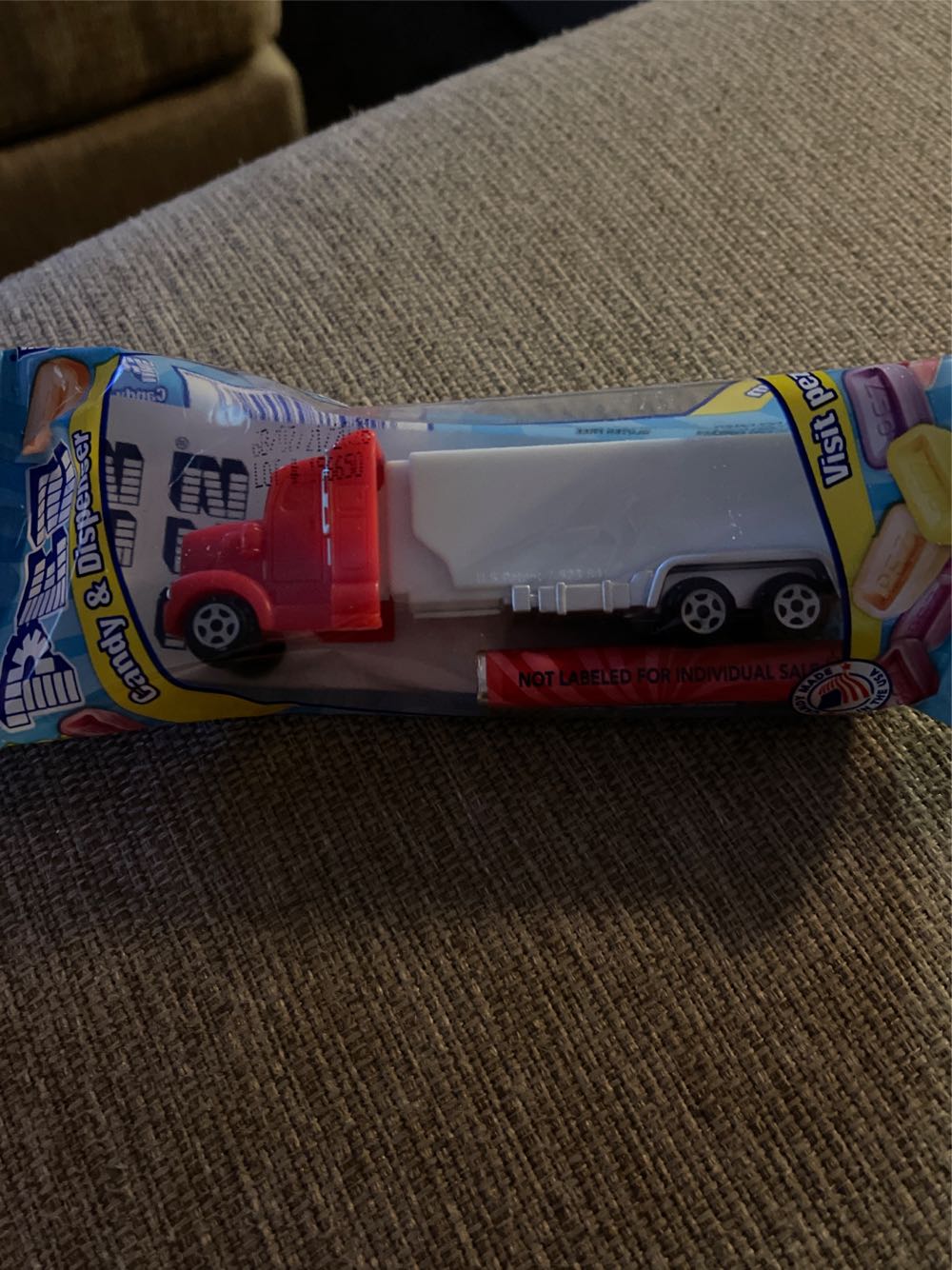 Crayola - Outrageous Orange