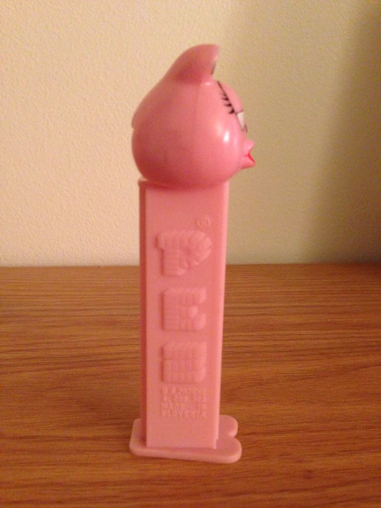 Garfield - Arlene - Garfield pez collectible - Main Image 2