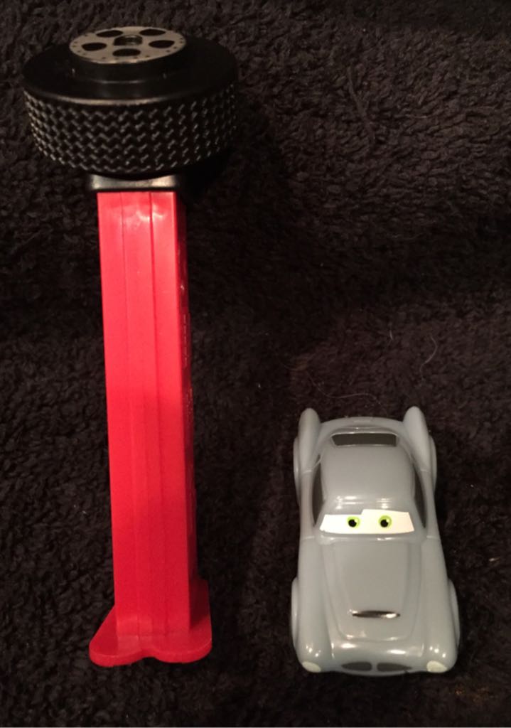 Cars - Doc Hudson - Cars pez collectible - Main Image 2