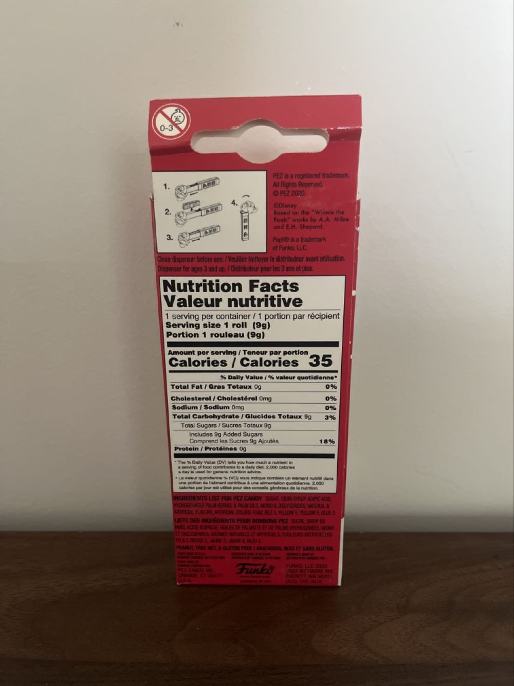 Holiday Piglet - Funko POP! - Christmas pez collectible [Barcode 889698514248] - Main Image 2