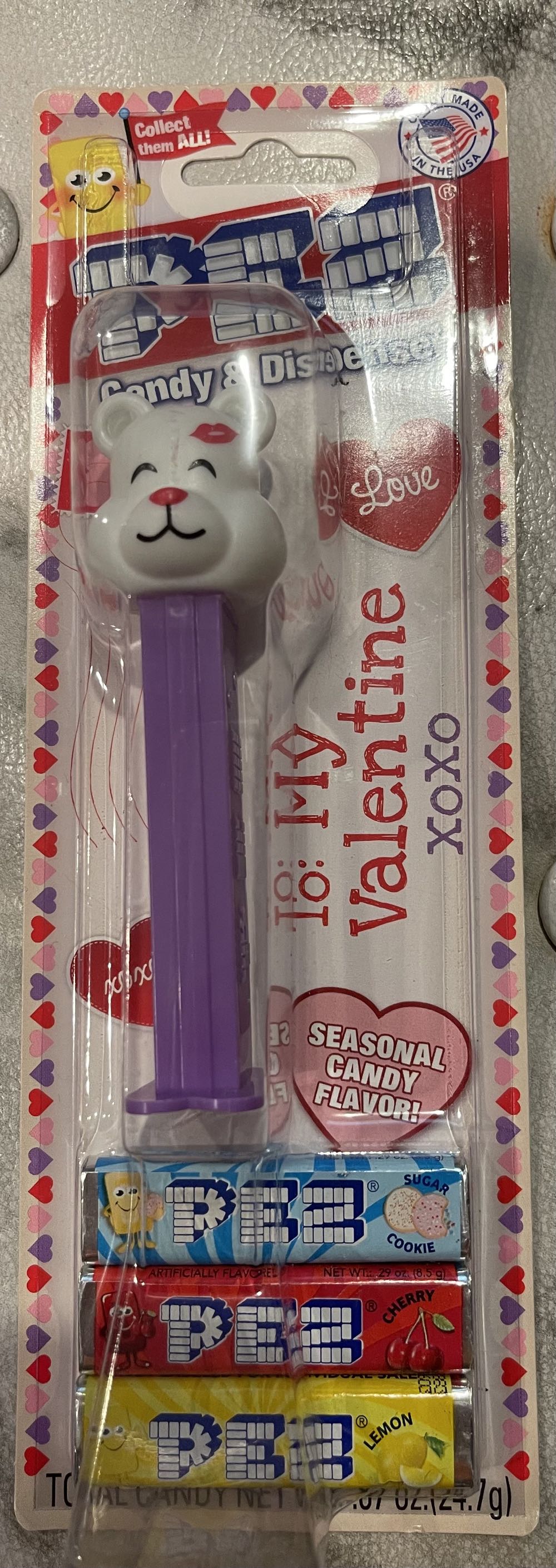 Trucks - Red Can Big Stacks On Black Trailer Rigs