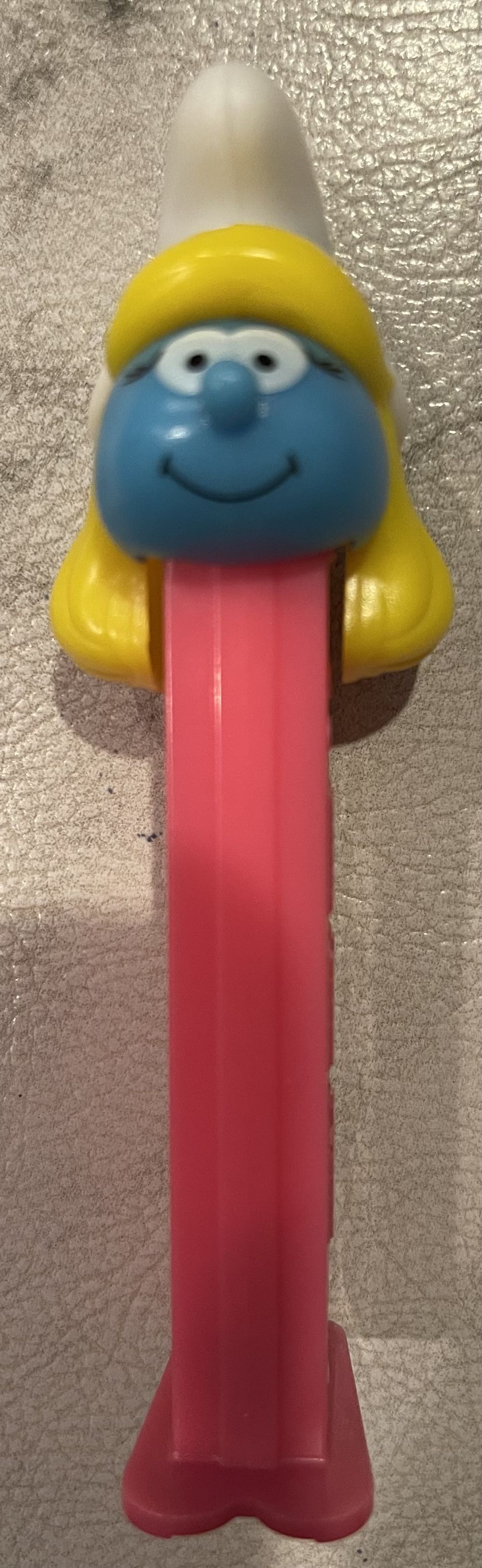 Looney Tunes - Candy Hander - Wile E. Coyote