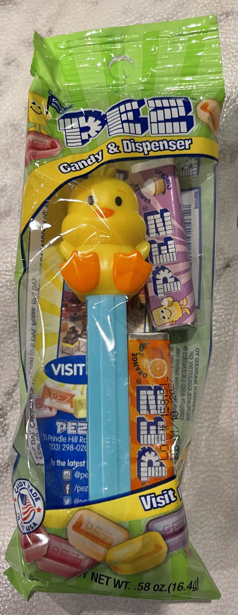 Chick - Easter pez collectible [Barcode 073621092433] - Main Image 2