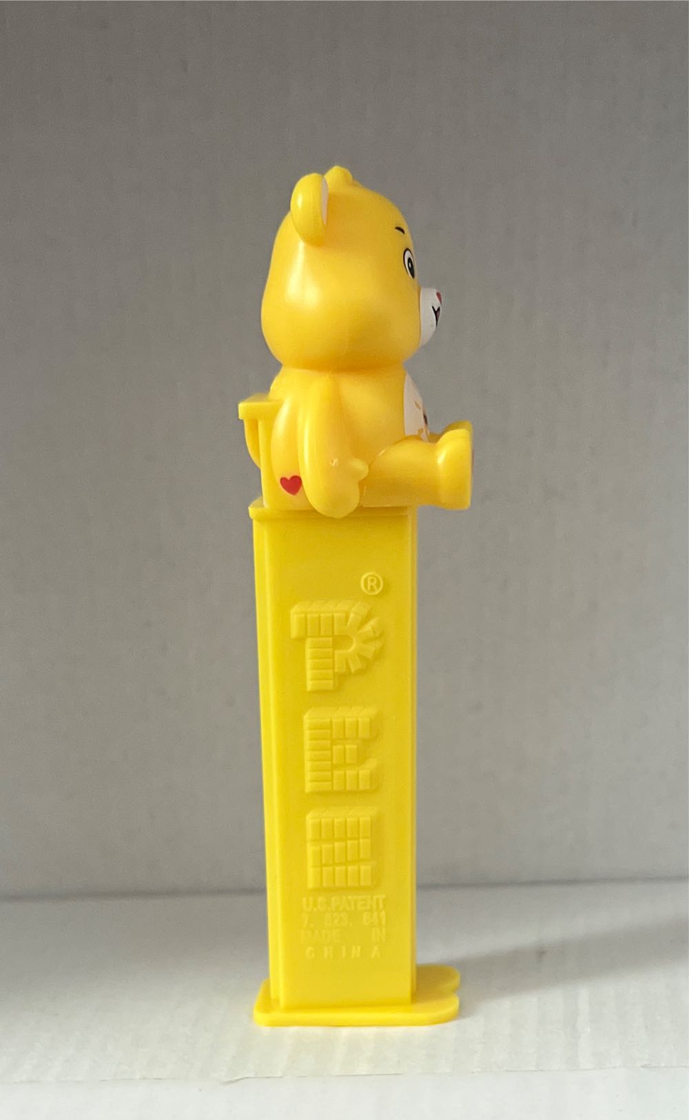 Care Bears - Funshine Bear - Care Bears pez collectible [Barcode 073621095151] - Main Image 3