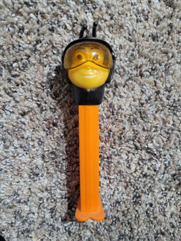 Bee Movie - Pollen Jack - Dream Works pez collectible [Barcode 073621097704] - Main Image 2