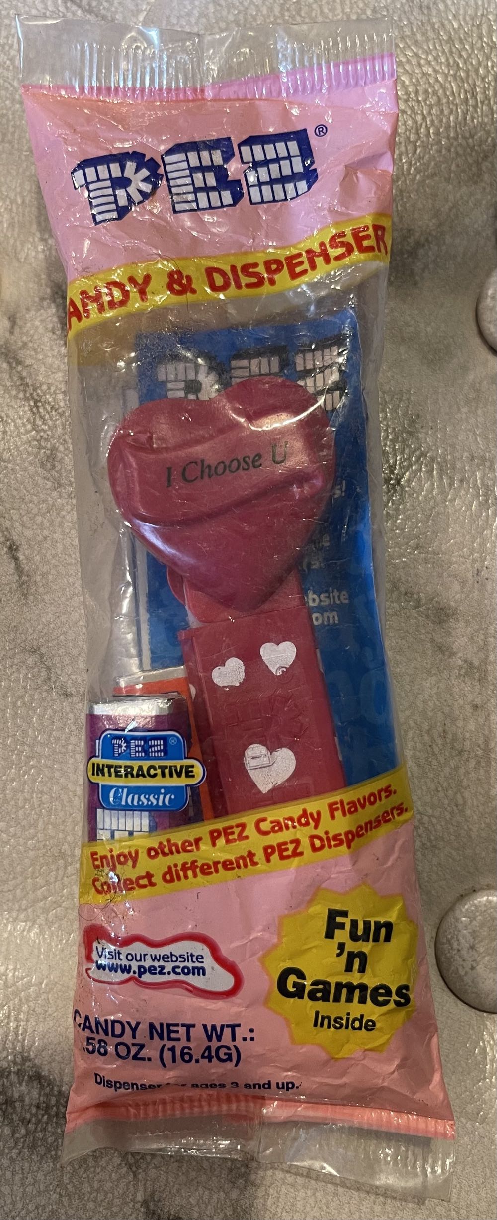 Valentines Day - Heart - I Choose You  pez collectible [Barcode 073621002142] - Main Image 2