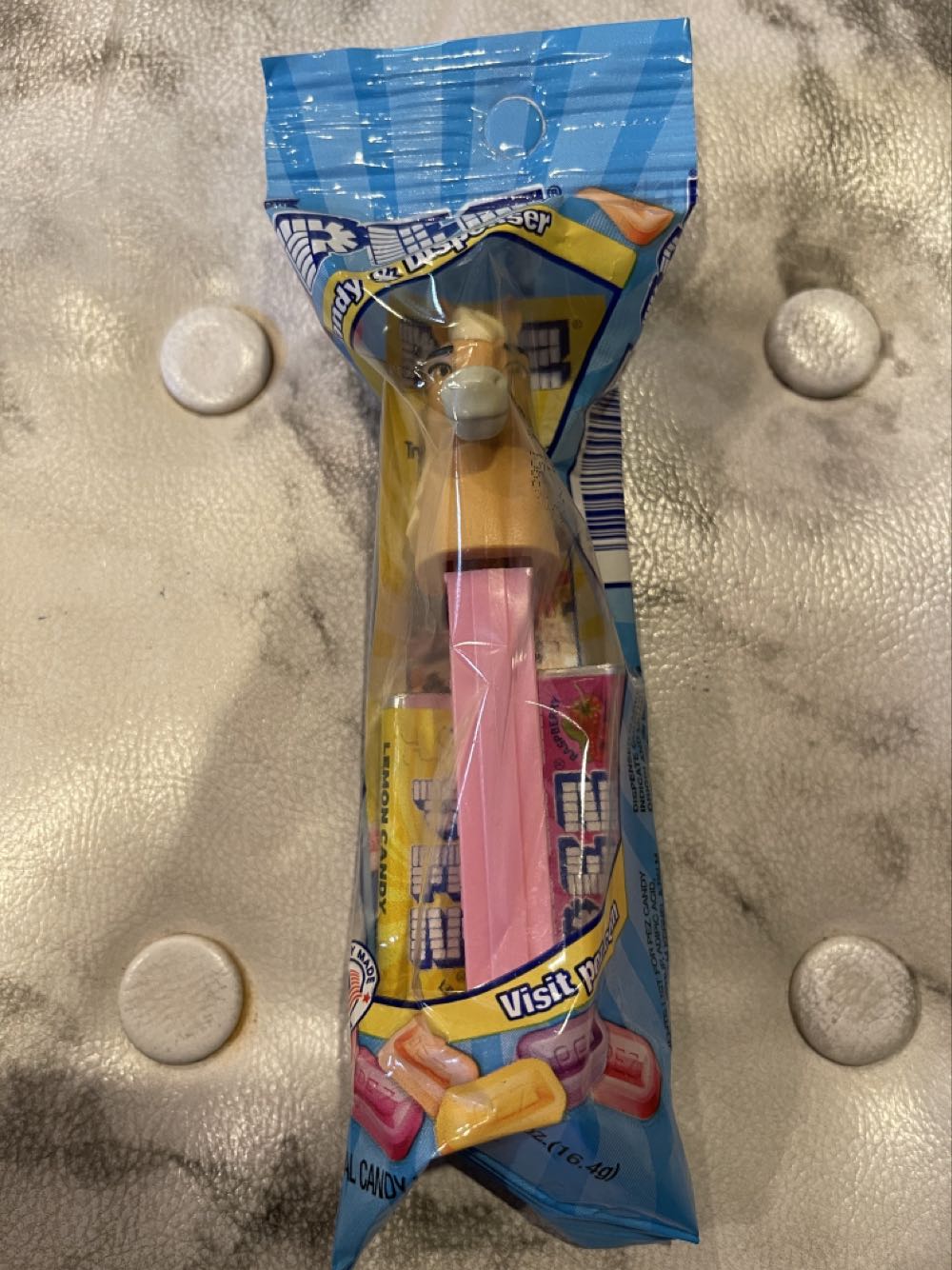 Spirit - Chica Linda OLS  pez collectible [Barcode 073621090026] - Main Image 2