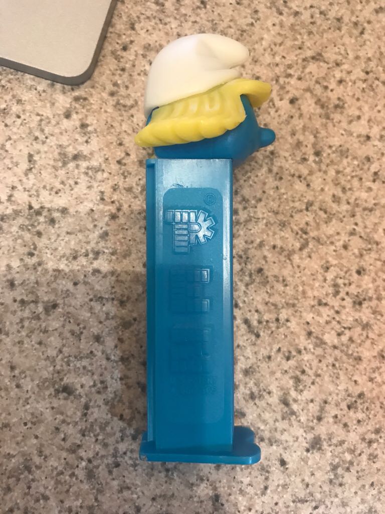 Smurfette - The Smurfs pez collectible - Main Image 2