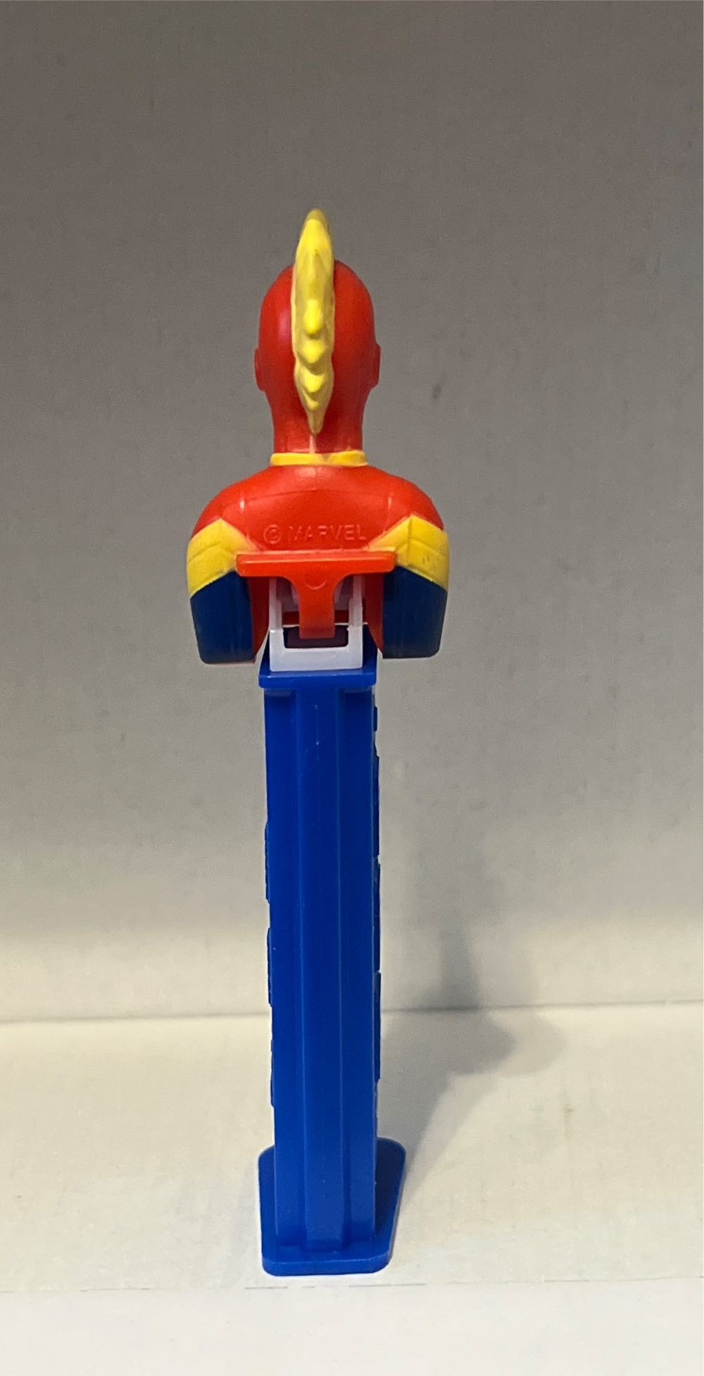 Marvel - Captain Marvel - Marvel pez collectible [Barcode 073621001121] - Main Image 4