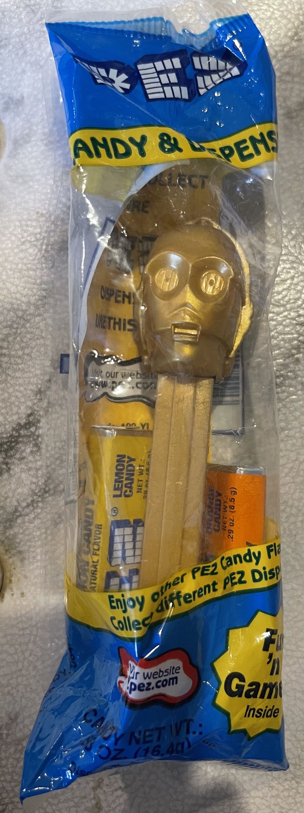 C-3PO - Star Wars pez collectible [Barcode 073621090026] - Main Image 1