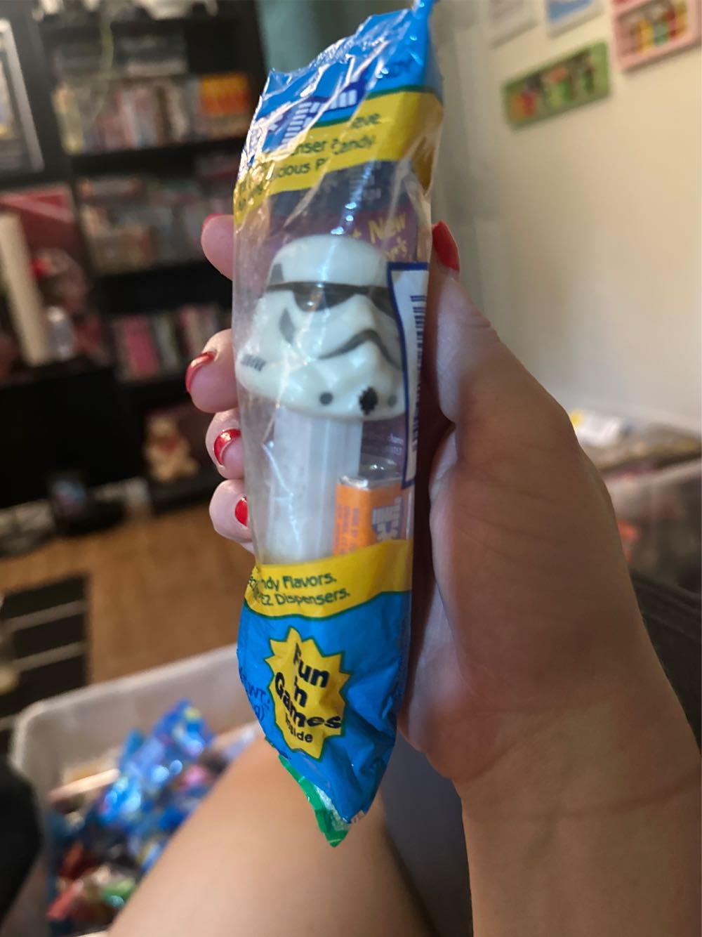 Star Wars - Storm Trooper  pez collectible [Barcode 073621090026] - Main Image 4