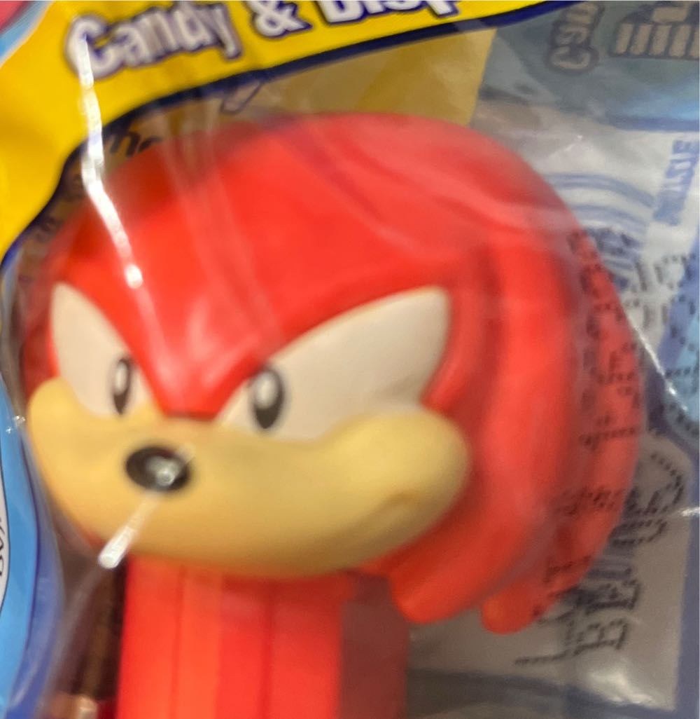 Knuckles - Sonic the Hedgehog - Games & Toys pez collectible - Main Image 3