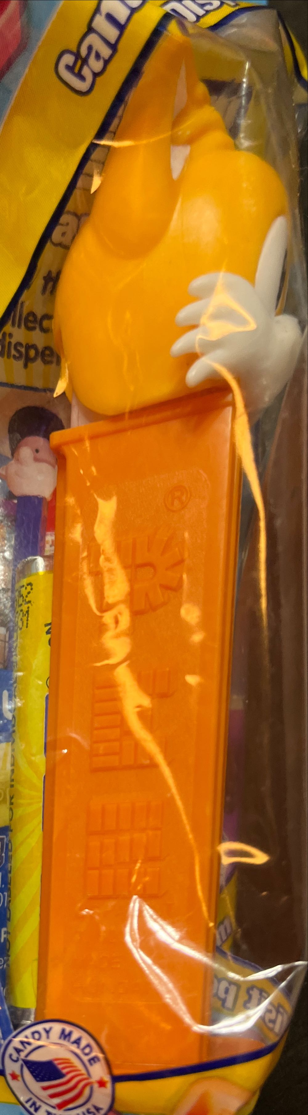Sonic the Hedgehog - Tails, orange stem - Sonic The Hedgehog pez collectible - Main Image 2