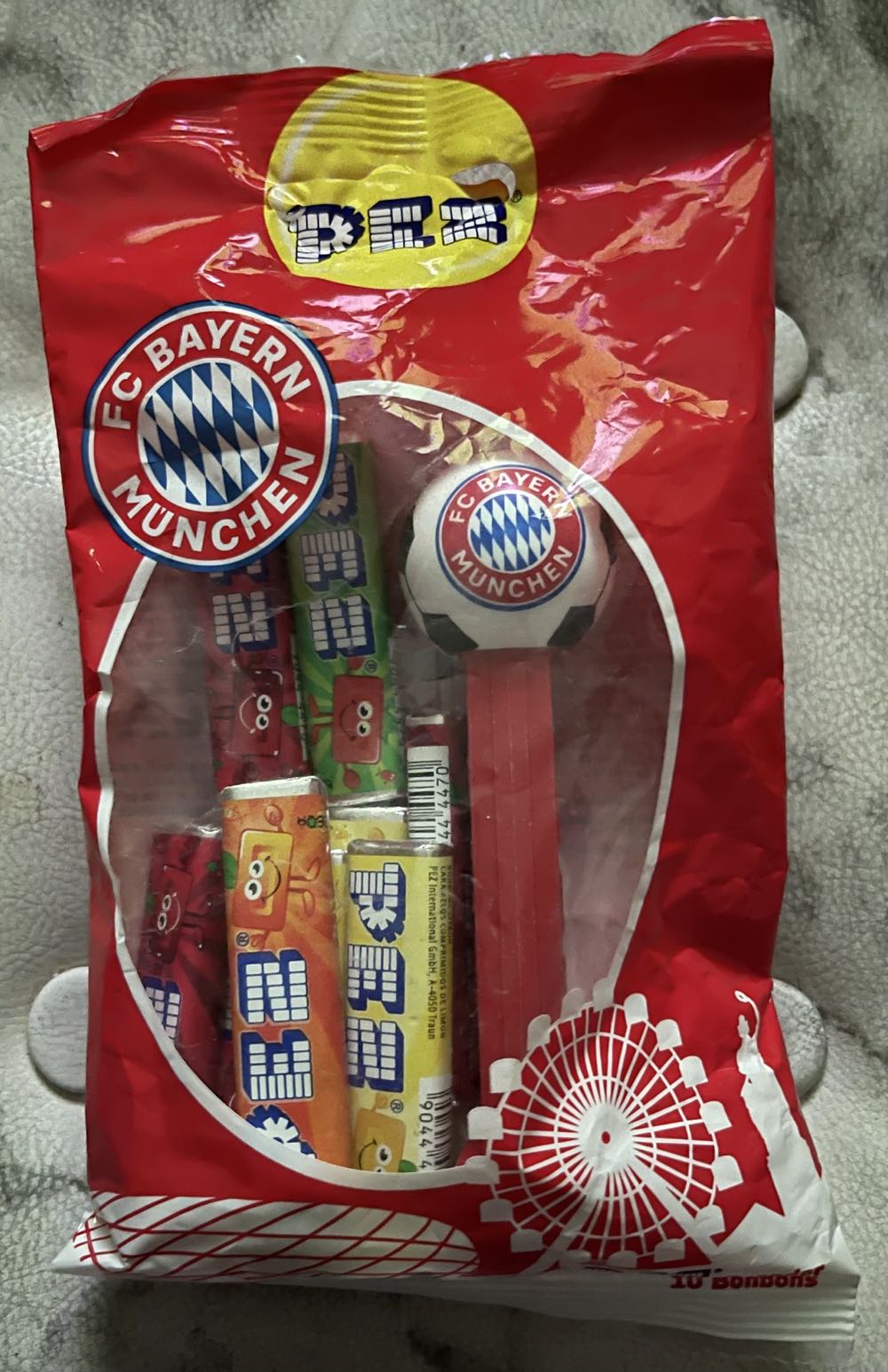 Cukierki Owocowe 85g Dyspenser Fc Bayern Munchen Soccer  pez collectible [Barcode 9002859109553] - Main Image 2