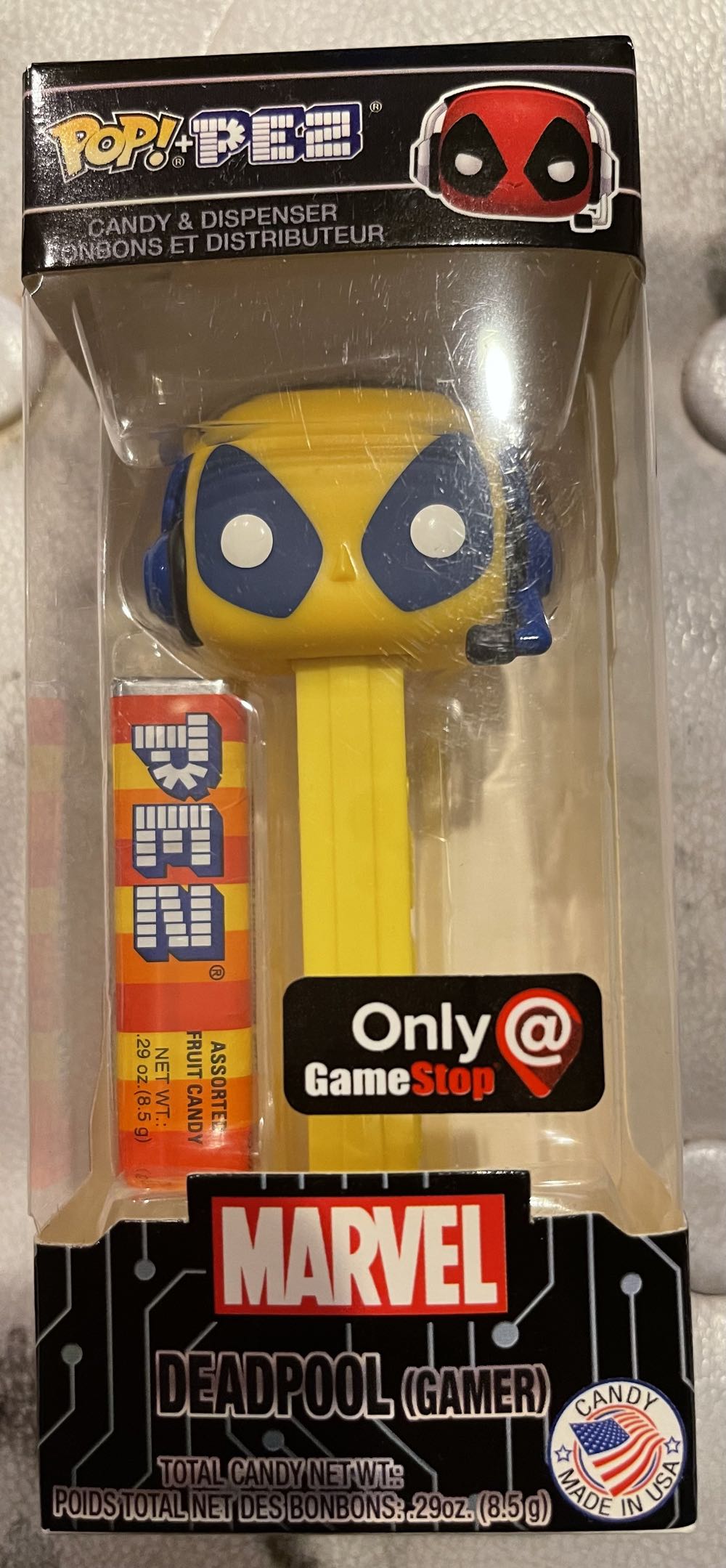 Deadpool - Funko Pop! Pez: Marvel Yellow Deadpool Gamer Exclusive  pez collectible [Barcode 889698437318] - Main Image 2