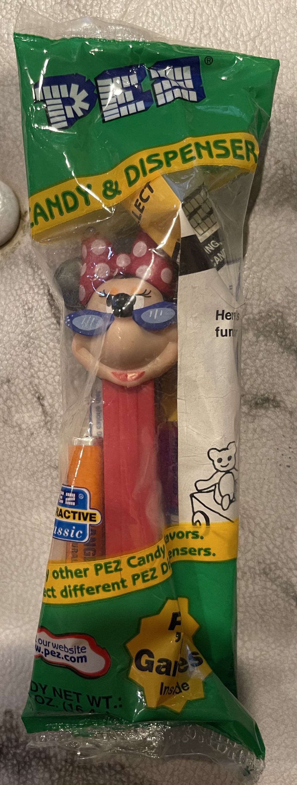 Disney - Minnie Mouse (Red Dots)