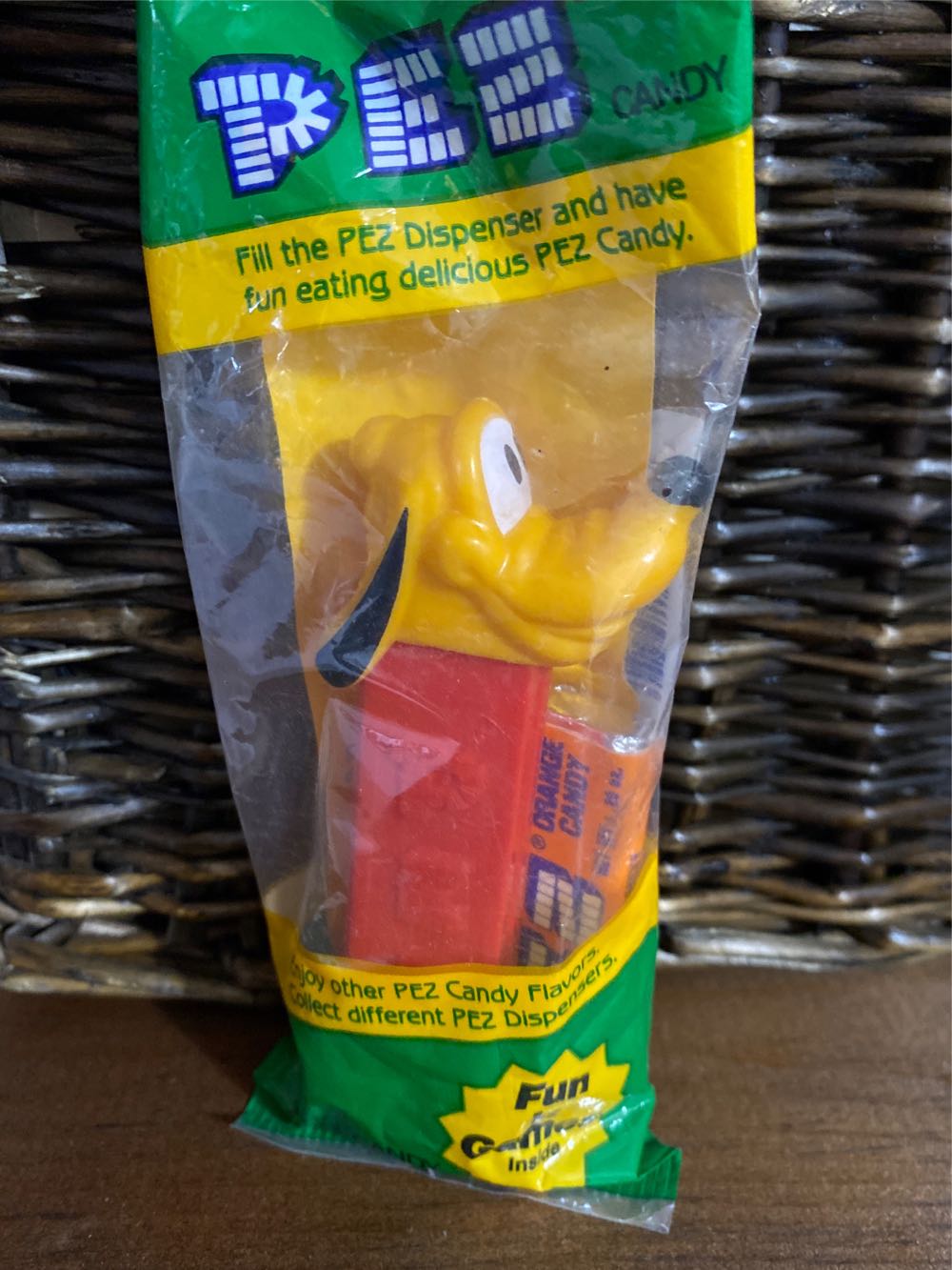 Disney - Pluto 4.9/5.9 - Disney pez collectible - Main Image 3