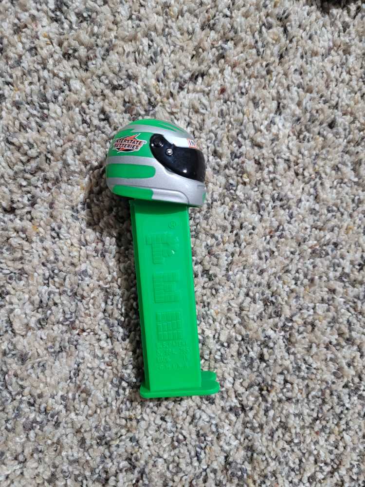 NASCAR - Interstate  pez collectible [Barcode 073621493995] - Main Image 2