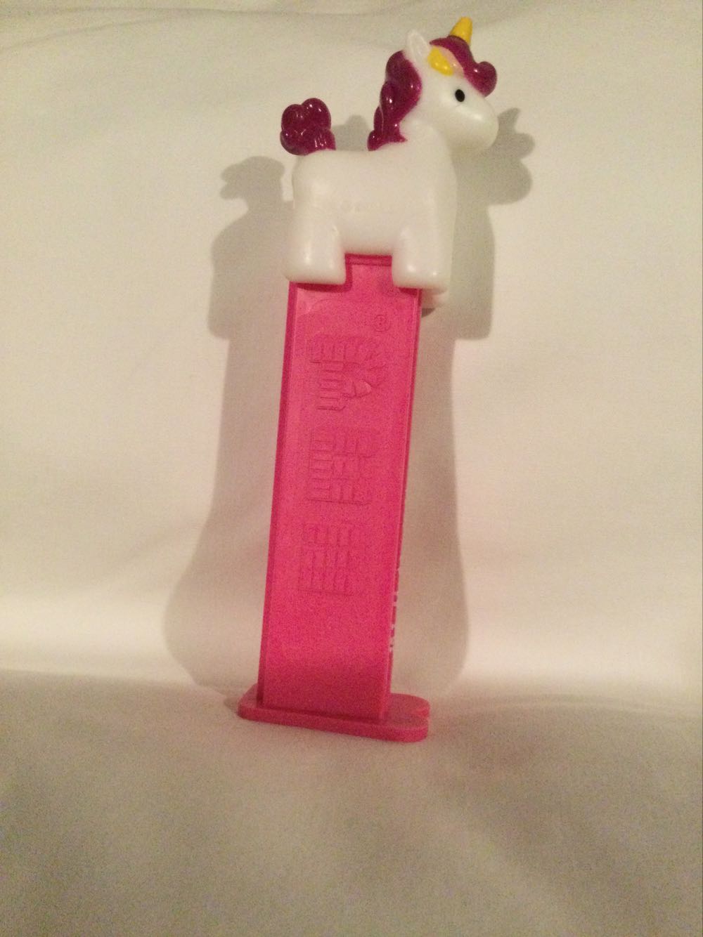 Hello Kitty Unicorn - Sanrio - Hello Kitty pez collectible [Barcode 073621091504] - Main Image 4