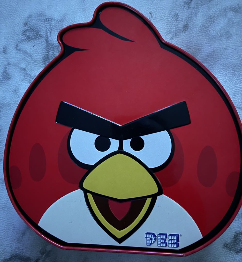 Angry Birds Limited Edition Tin - Angry Birds pez collectible [Barcode 073621007017] - Main Image 2
