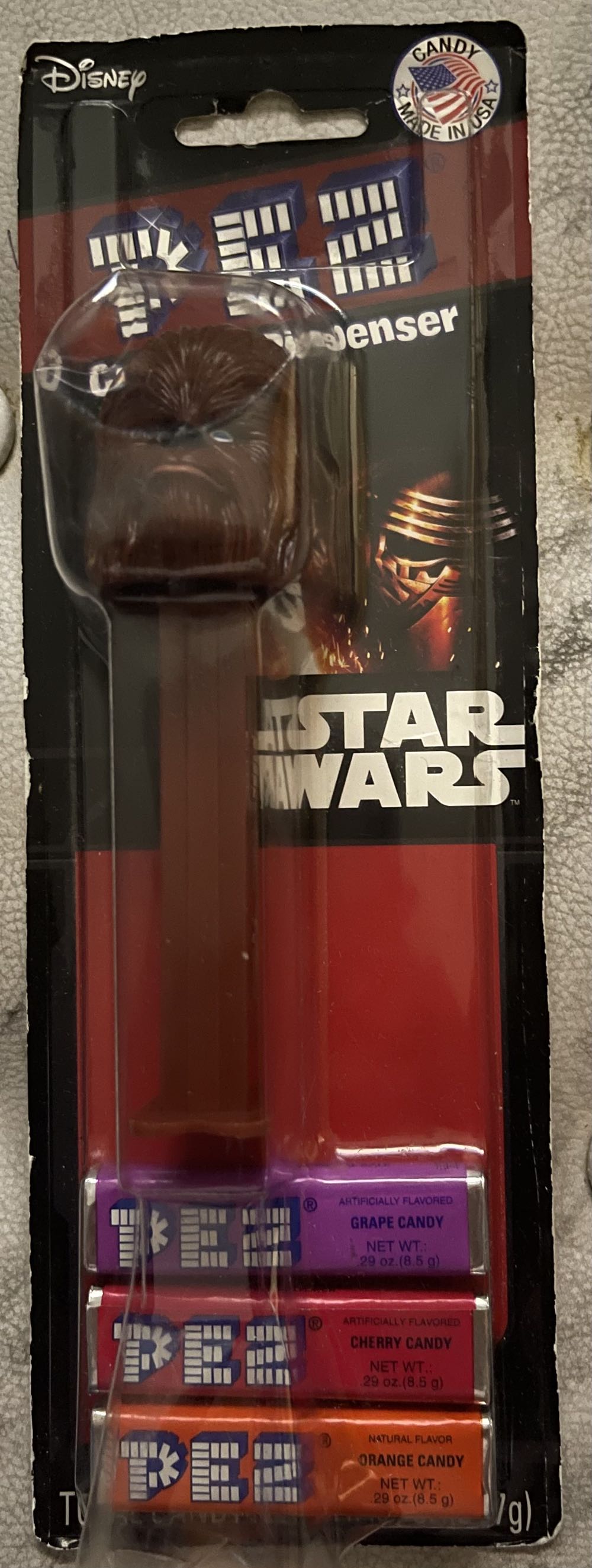 Star Wars - Chewbacca - Star Wars pez collectible [Barcode 073621098206] - Main Image 1