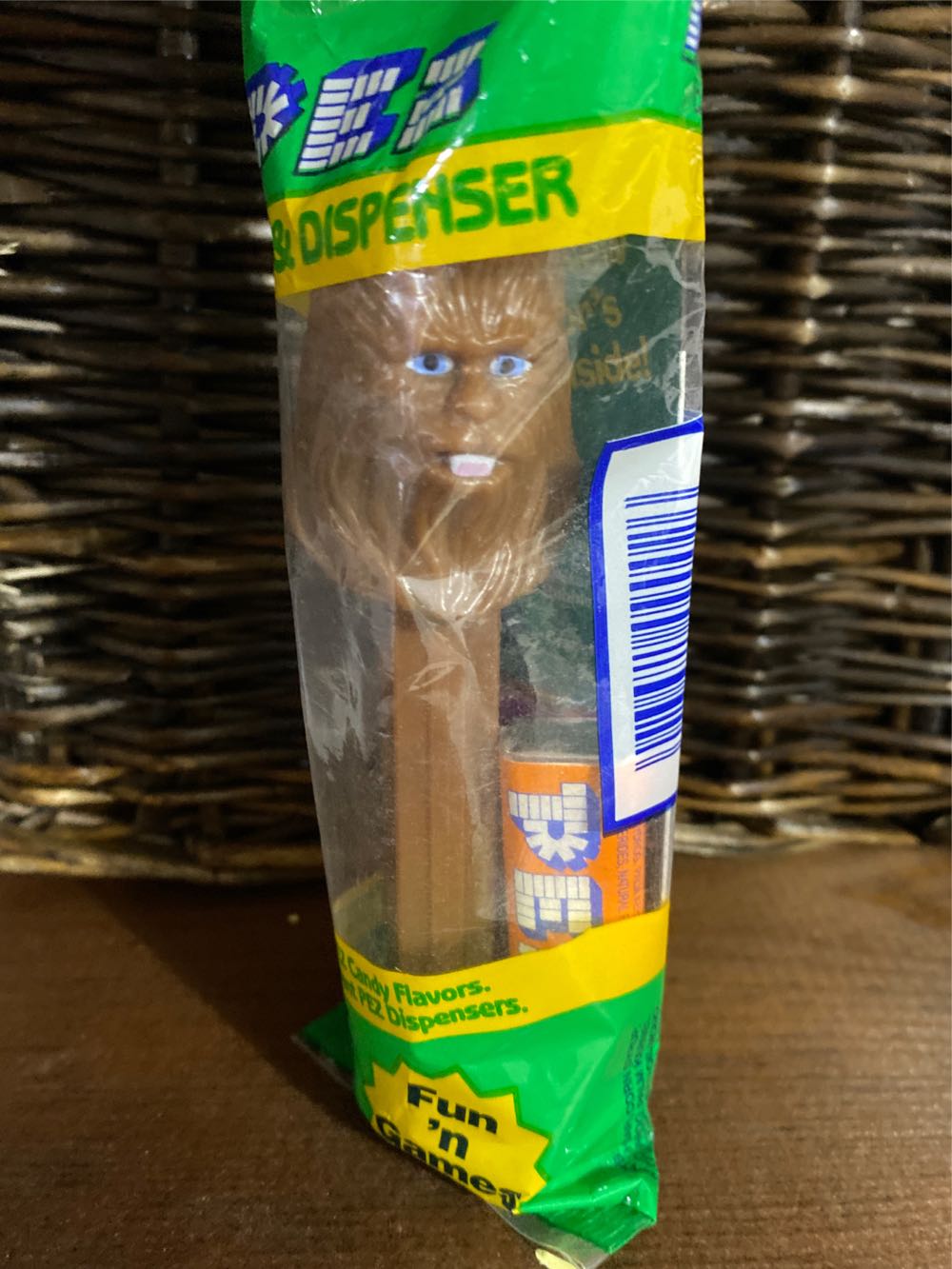 Star Wars - Chewbacca - Star Wars pez collectible [Barcode 073621098206] - Main Image 3