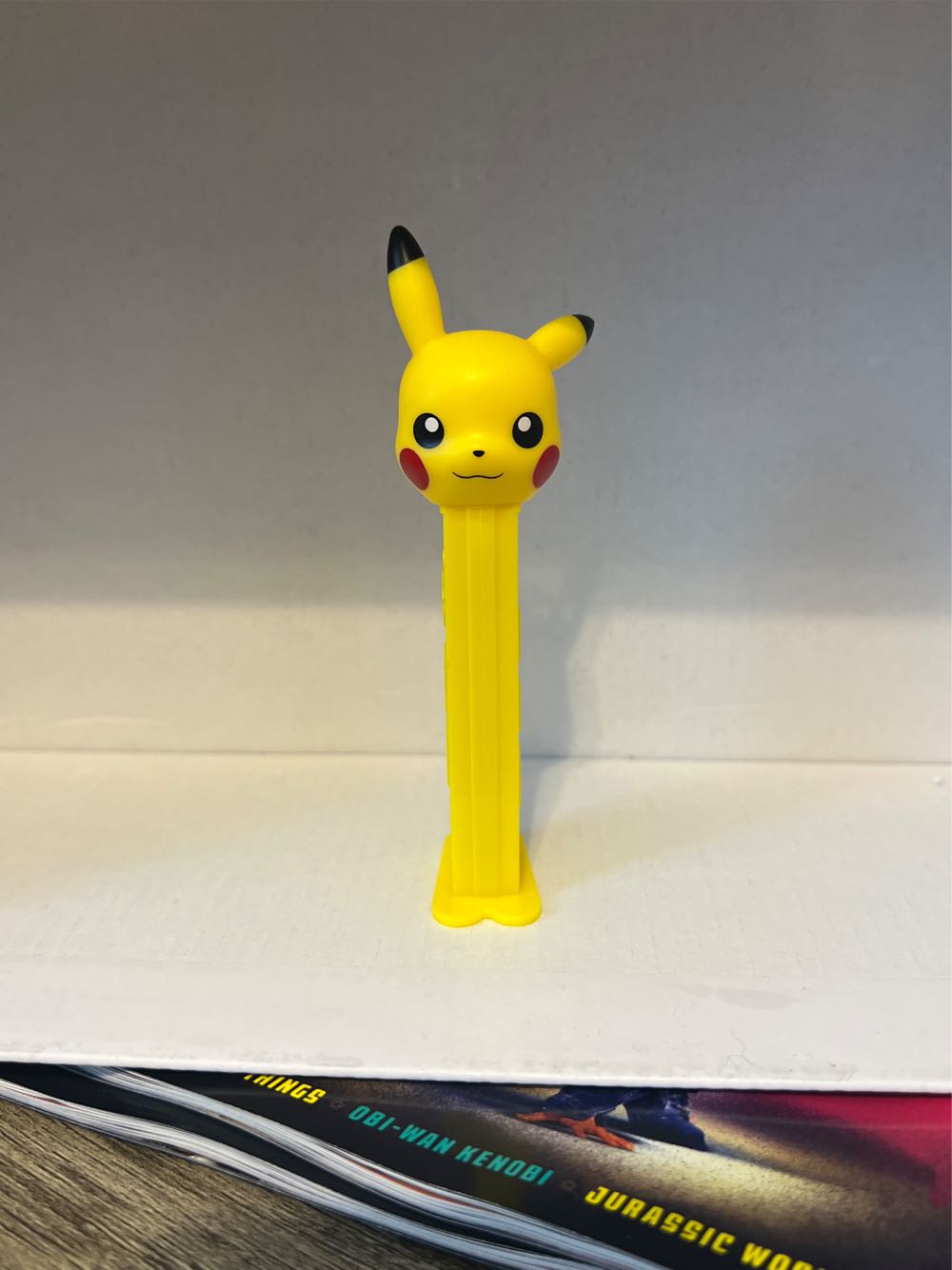 Pikachu B - Pokemon pez collectible - Main Image 2