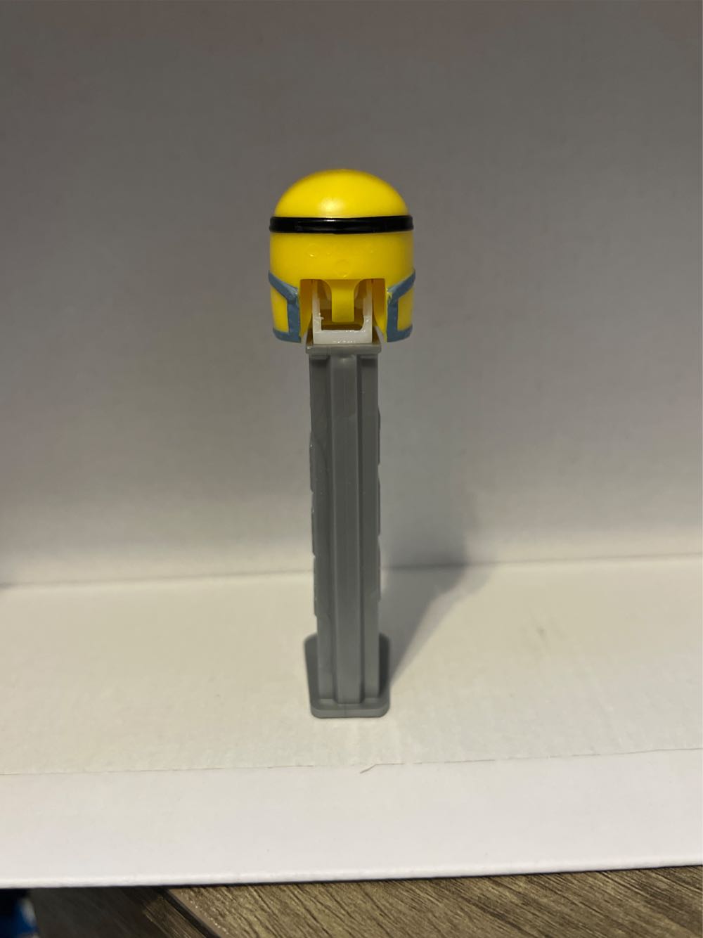 Bob - Minions pez collectible [Barcode 073621091214] - Main Image 4