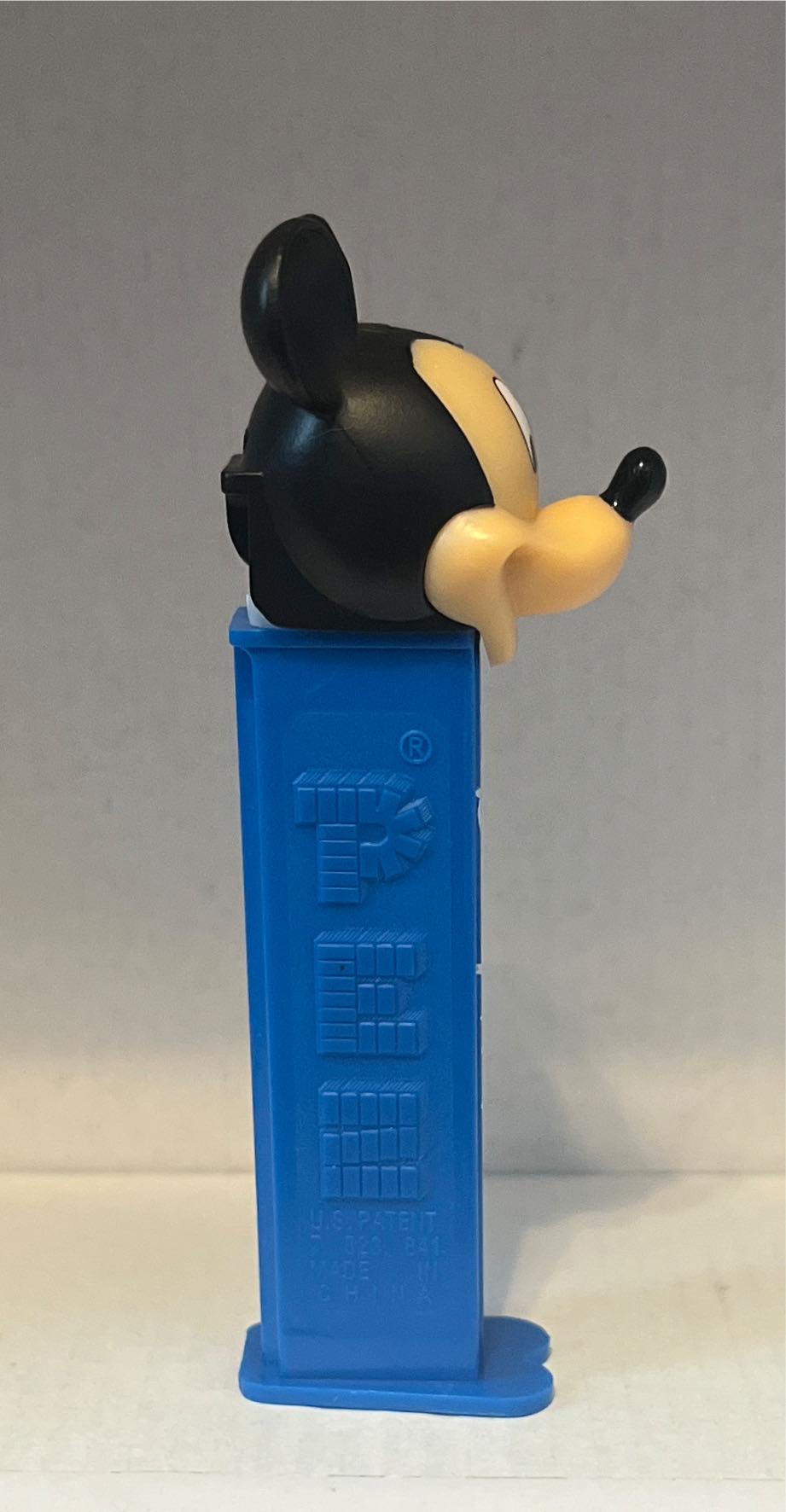 Mickey Mouse I - Disney Parks pez collectible - Main Image 2