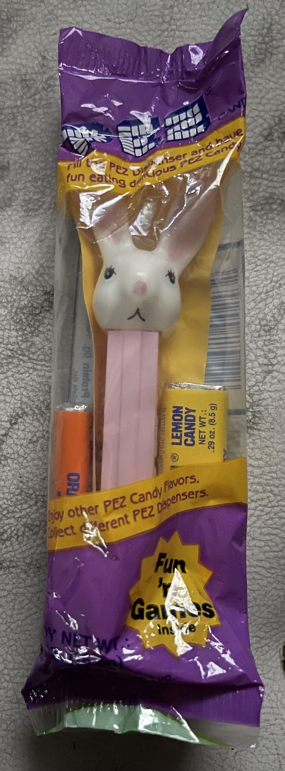 Candy Hander - Wile E Coyote