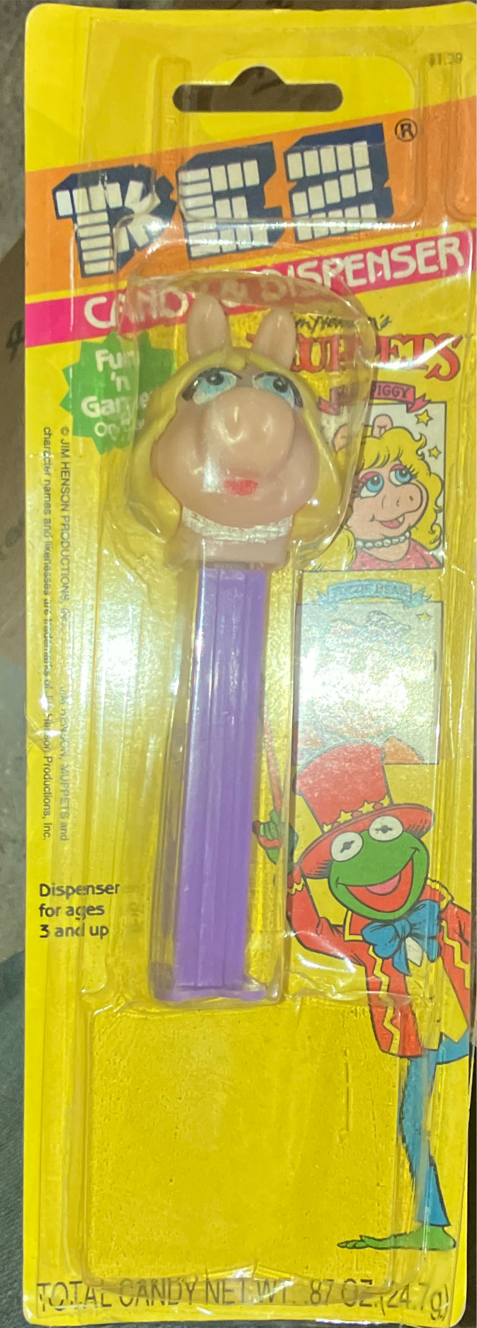 Muppets - Miss Piggy  pez collectible - Main Image 2