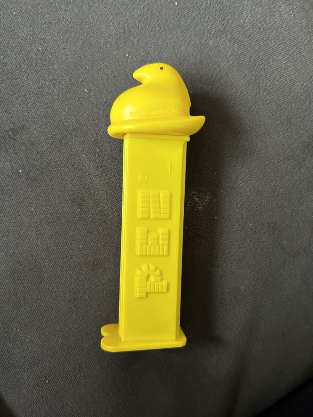 Peeps (Yellow) - Easter pez collectible [Barcode 073621012714] - Main Image 2