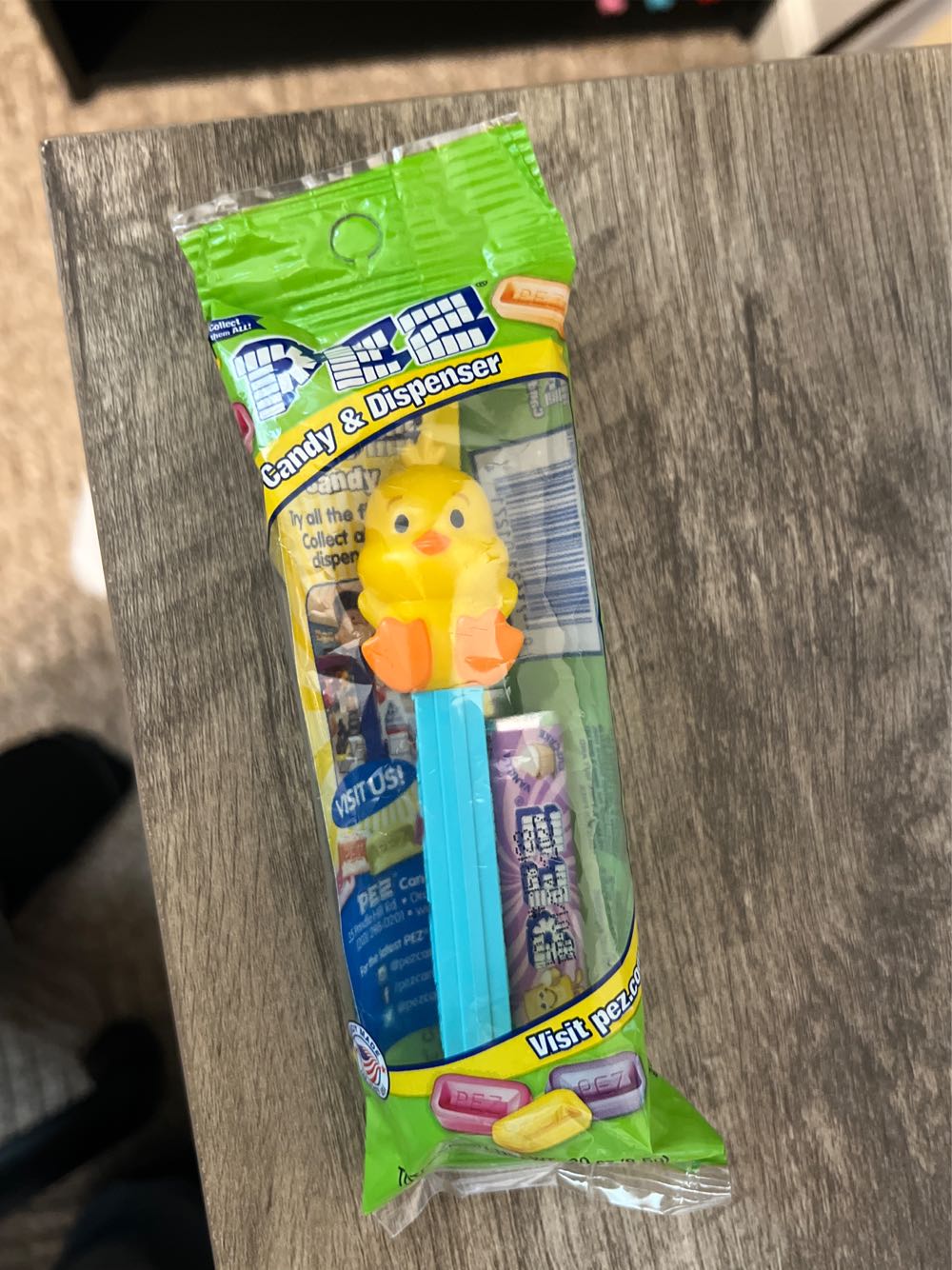 Easter Chick - Easter pez collectible - Main Image 2