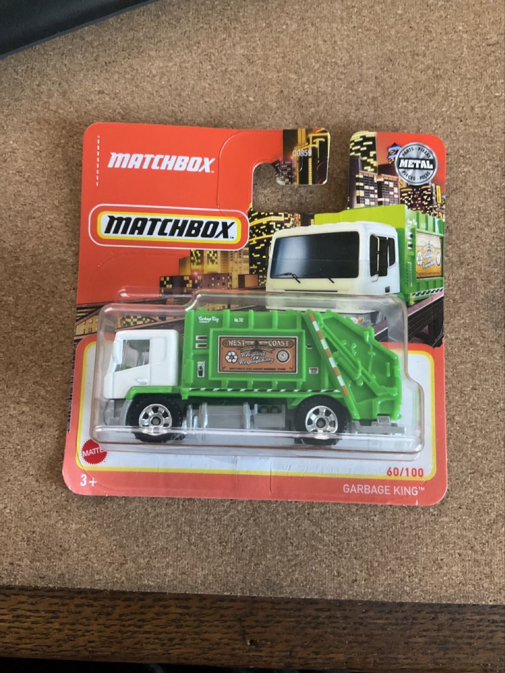 Garbage King           60/100 - Commercial Vehicles pez collectible [Barcode 027084086263] - Main Image 2
